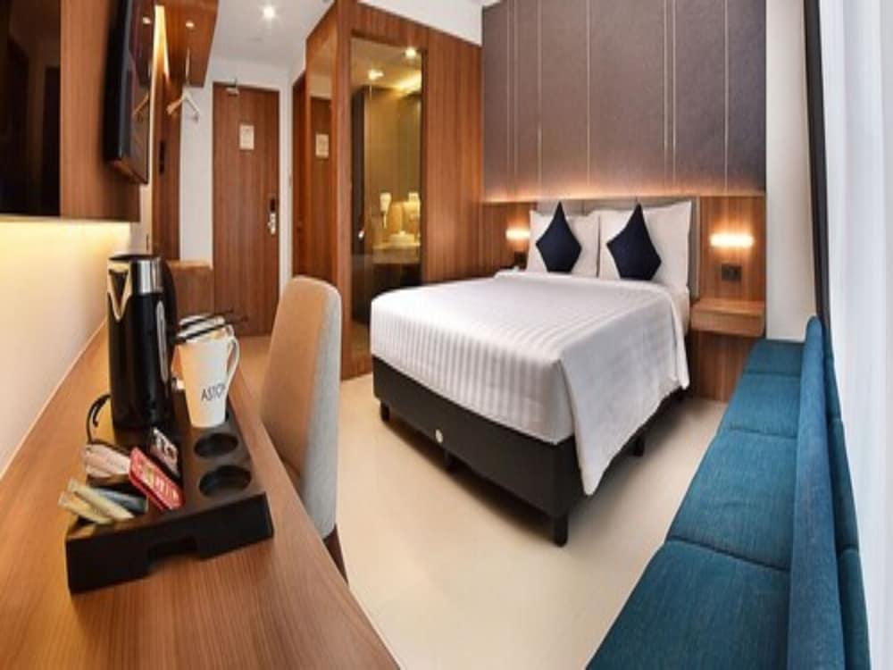 Aston Sidoarjo City Hotel & Conference Center Екстериор снимка