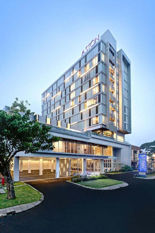 Aston Sidoarjo City Hotel & Conference Center Екстериор снимка