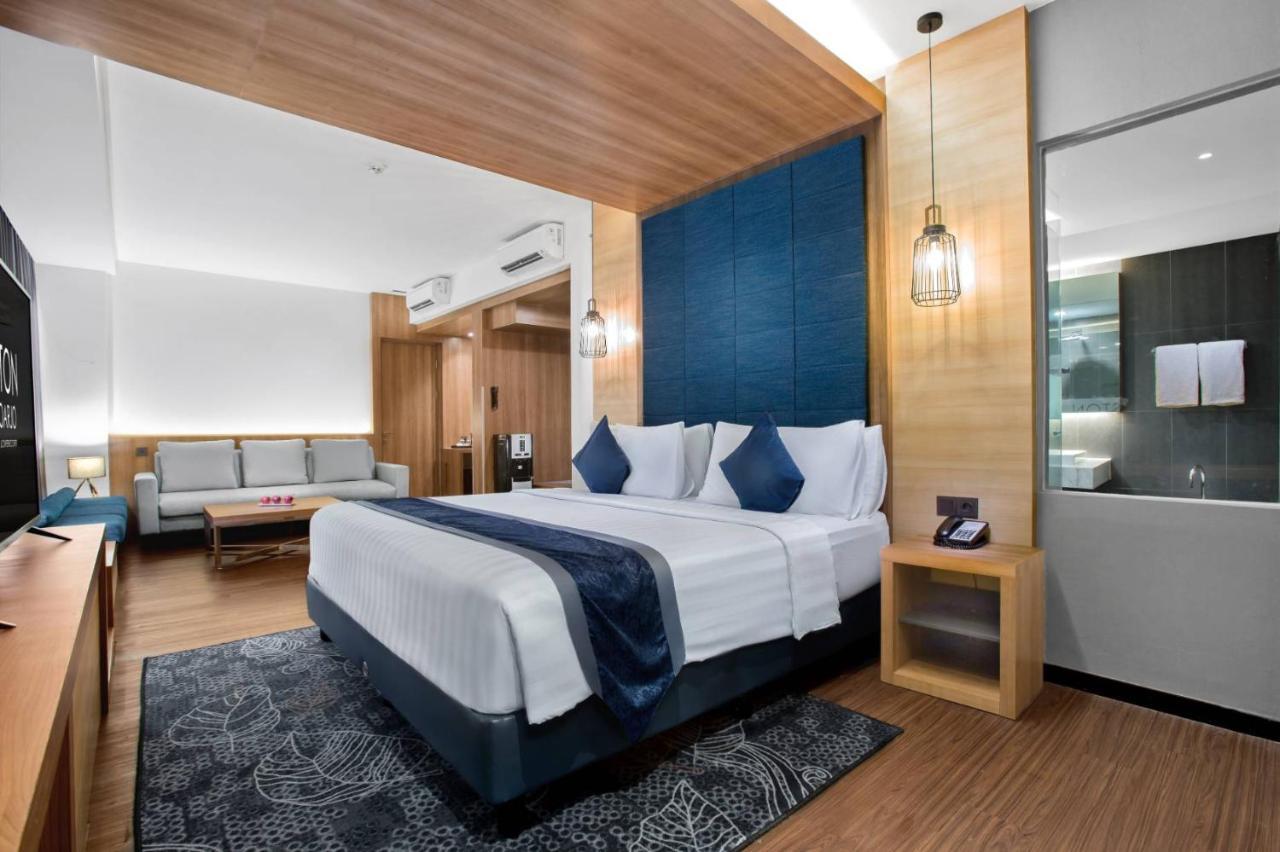 Aston Sidoarjo City Hotel & Conference Center Екстериор снимка