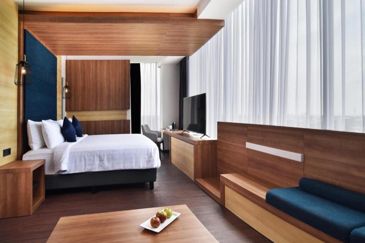 Aston Sidoarjo City Hotel & Conference Center Екстериор снимка