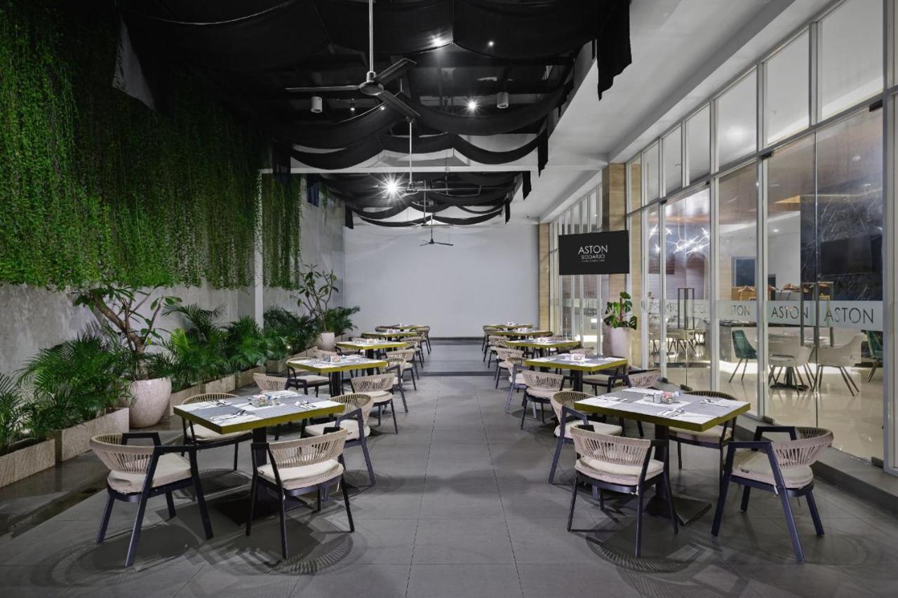 Aston Sidoarjo City Hotel & Conference Center Екстериор снимка